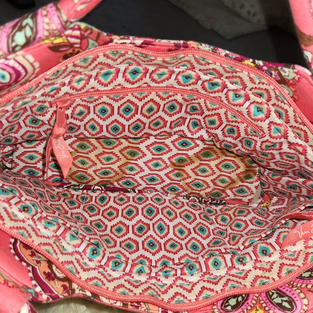 FINAL PRICE!! Vera bradley purse !! - Picture 16 of 16
